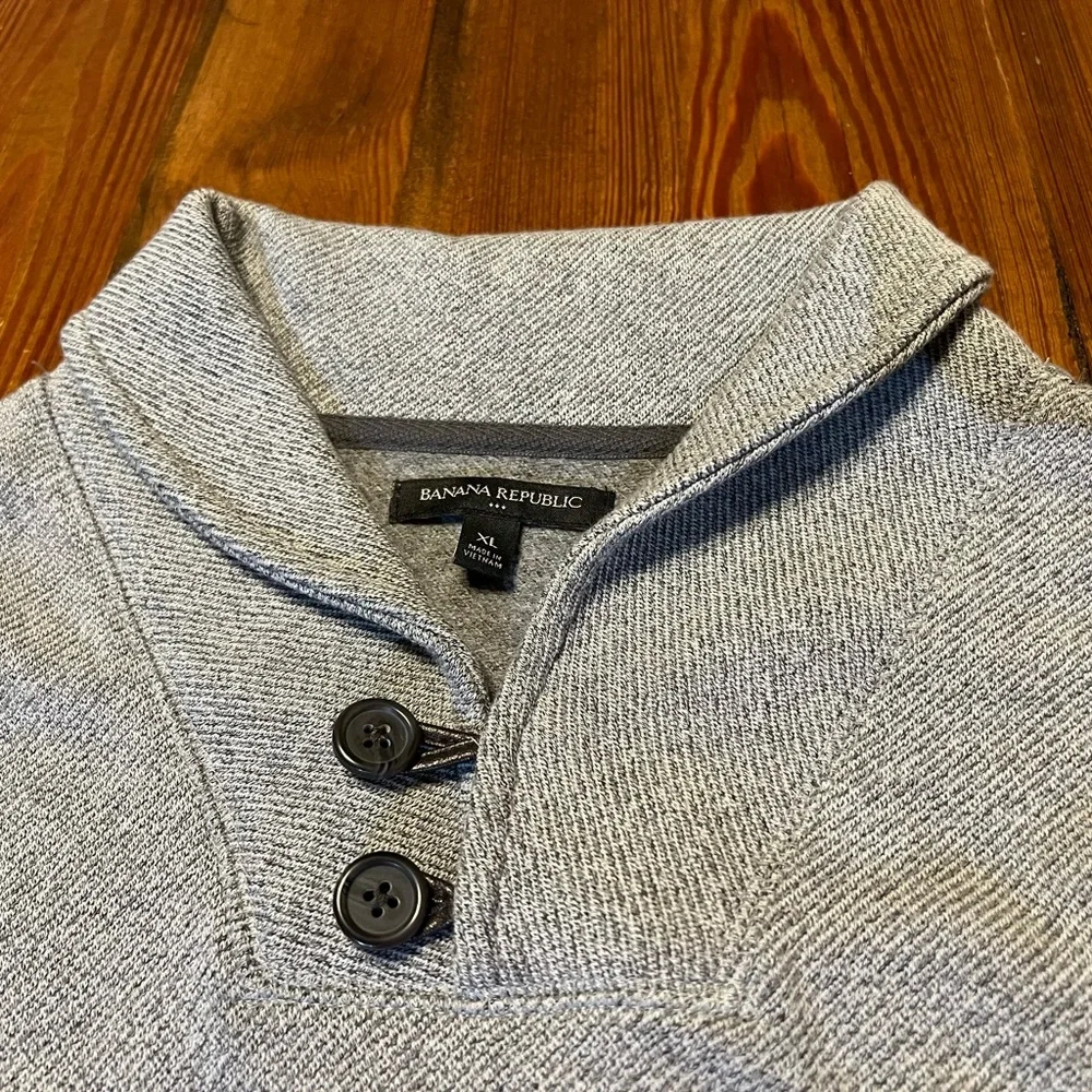 Banana Republic Men’s‎ Grey Sweater